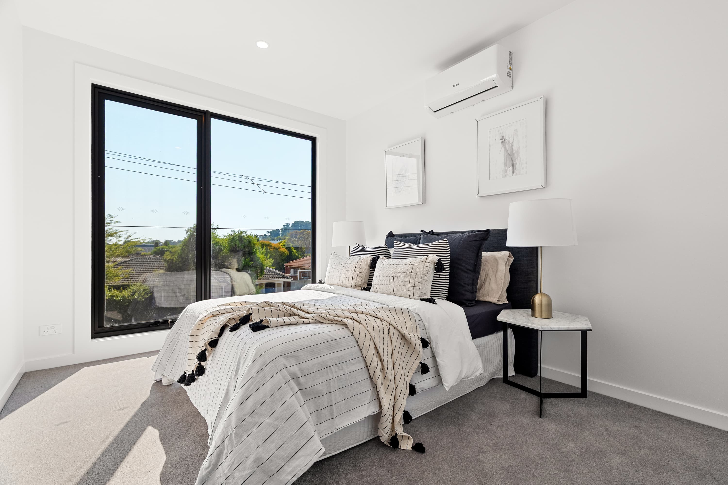 4 Luxury Townhouses thumbnail 3